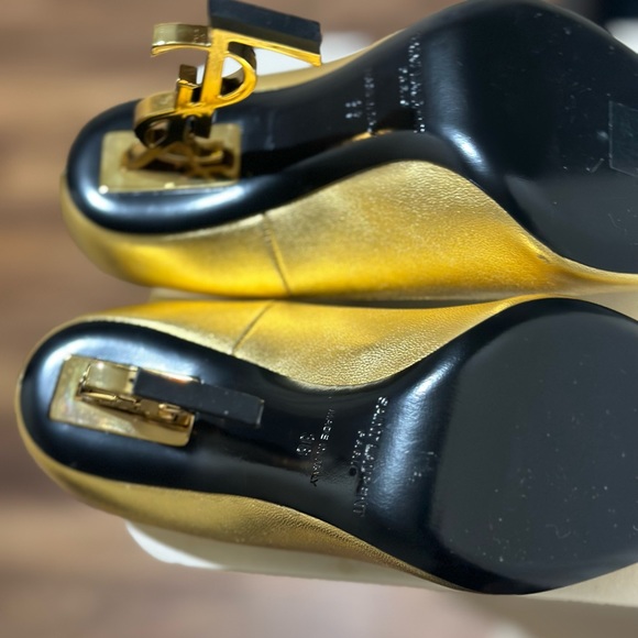 Saint Laurent Opyum Pointed Toe Pumps in gold - Picture 6 of 8